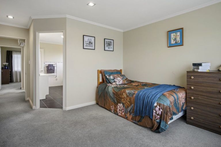 Photo of property in 11 Sangam Place, Pukekohe, 2120