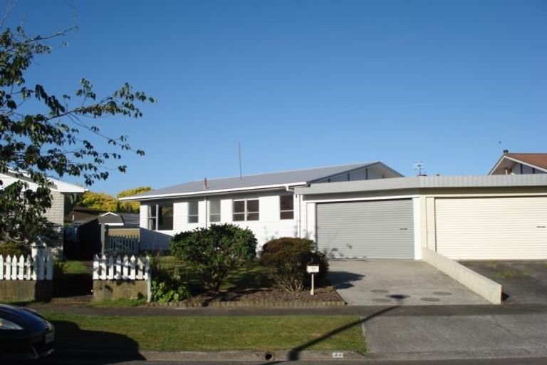 Photo of property in 33 Buick Crescent, Awapuni, Palmerston North, 4412
