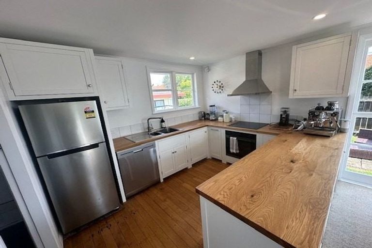 Photo of property in 153 Williams Street, Cambridge, 3434