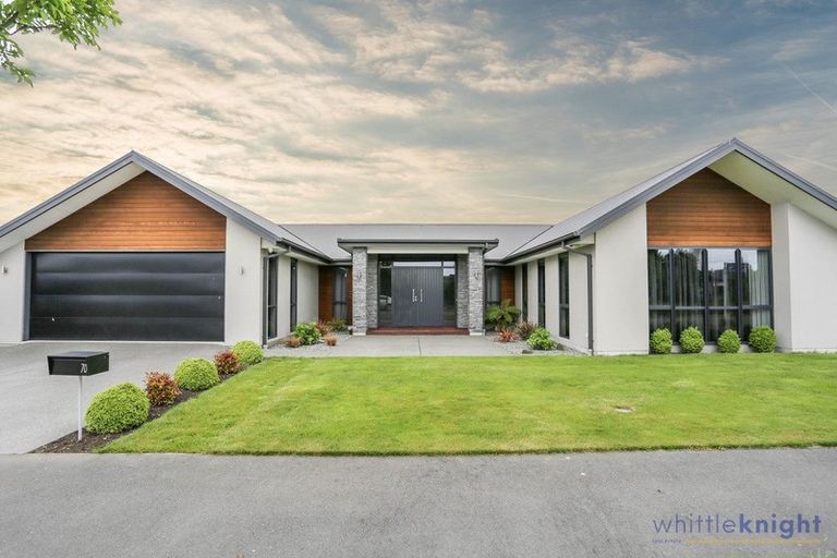 Photo of property in 70 Bluestone Drive, Parklands, Christchurch, 8083