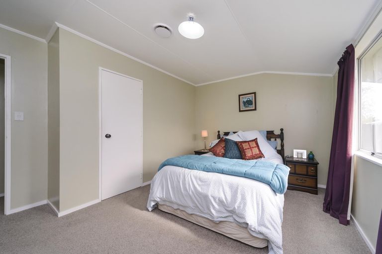 Photo of property in 15a Thomson Street, West End, Palmerston North, 4412