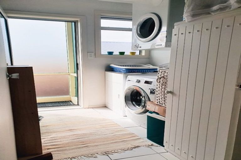 Photo of property in 11 Orchy Crescent, Southgate, Wellington, 6023