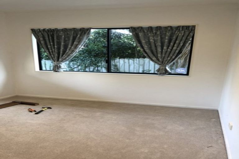Photo of property in 14 Mccahill Views, Botany Downs, Auckland, 2010