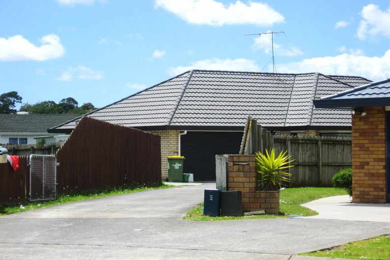 Photo of property in 45 Robert Ross Place, Clendon Park, Auckland, 2103