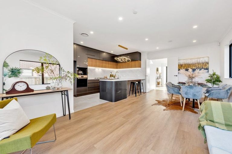 Photo of property in 37 Puia Street, Papatoetoe, 2025