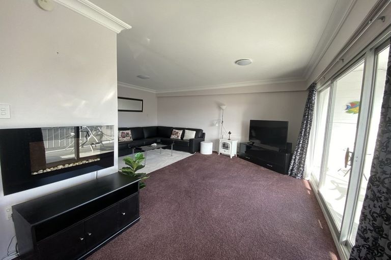 Photo of property in 1/29 Waikawa Road, Picton, 7220