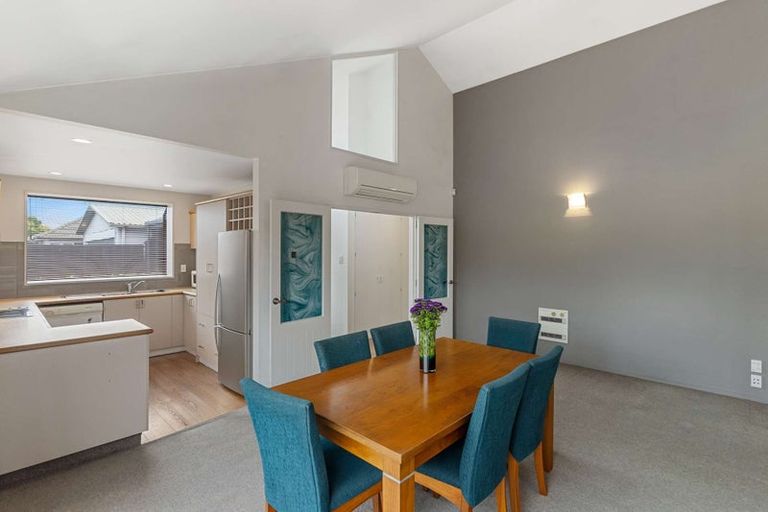 Photo of property in 2/14 Jocelyn Street, Casebrook, Christchurch, 8051