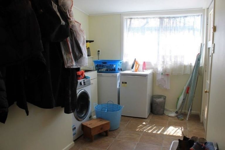 Photo of property in 14 Tararua Street, Masterton, 5810