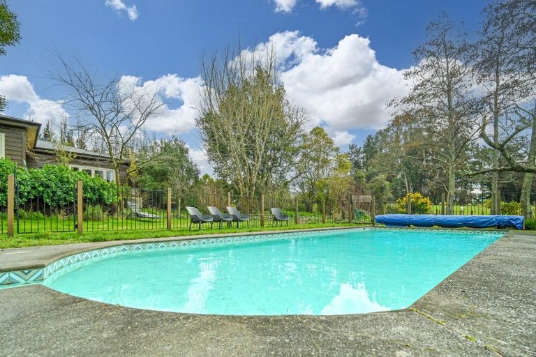 Photo of property in 2524 State Highway 2, Te Hauke, Hastings, 4174