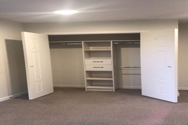 Photo of property in 70 Headland Drive, Long Bay, Auckland, 0630