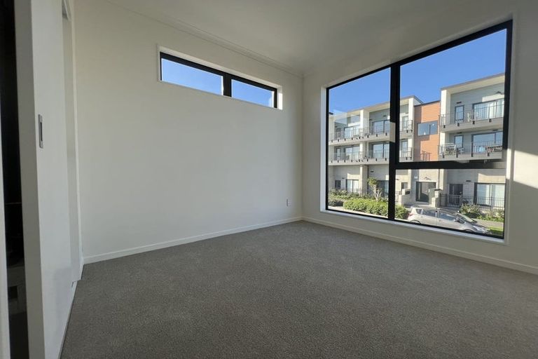 Photo of property in 1 Mahalo Avenue, Wiri, Auckland, 2104