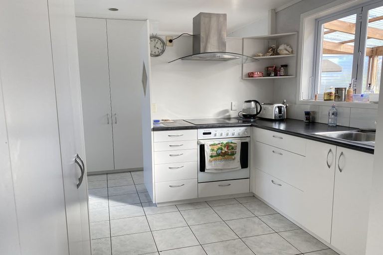 Photo of property in 9 Selwyn Road, Manurewa, Auckland, 2102