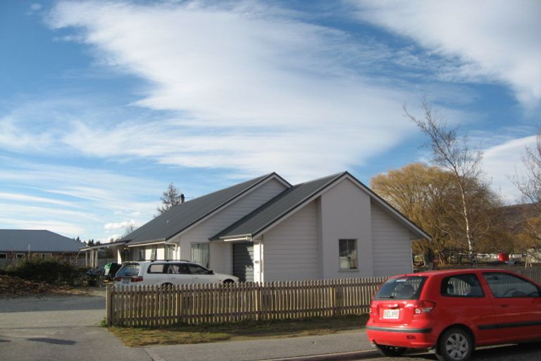 Photo of property in 65 Molyneux Avenue, Cromwell, 9310