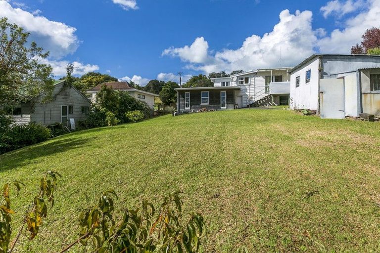 Photo of property in 21 Philson Terrace, Browns Bay, Auckland, 0630