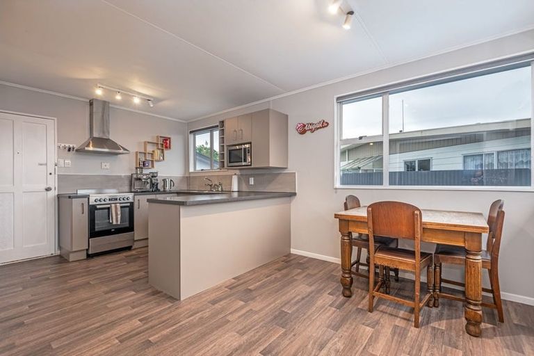 Photo of property in 86 Fairs Road, Milson, Palmerston North, 4414