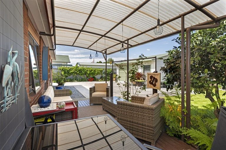 Photo of property in 28 Ruru Avenue, Lytton West, Gisborne, 4010