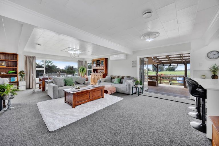 Photo of property in 63 Tate Road, Brixton, Waitara, 4382