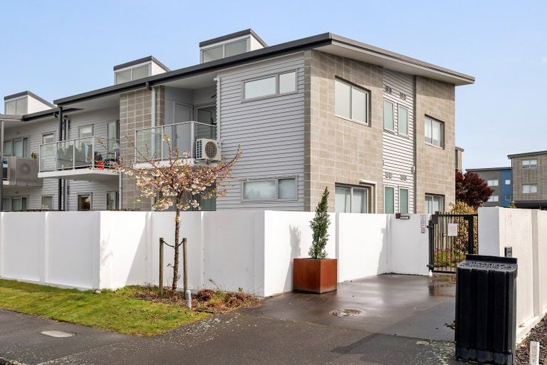 Photo of property in A9/101 Caledonian Road, St Albans, Christchurch, 8014