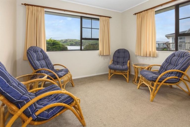 Photo of property in 5 Lagden Street, Camborne, Porirua, 5026