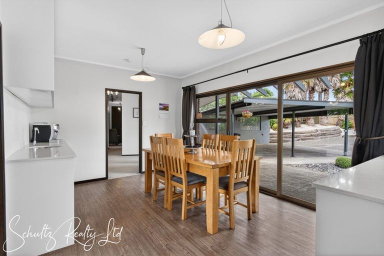 Photo of property in 71 Gorge Road, Maungaturoto, 0520