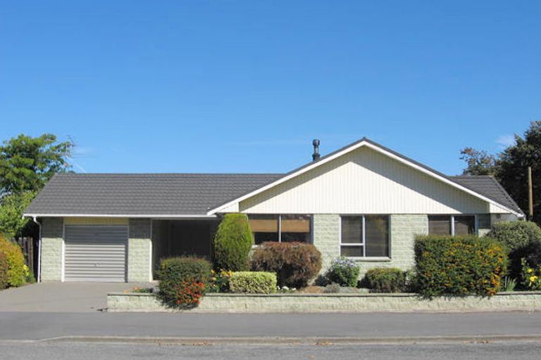 Photo of property in 2 Philip Street, Ashburton, 7700