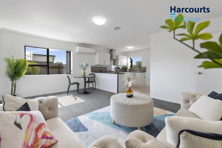 Photo of property in 9b Gatland Road, Rosehill, Papakura, 2113