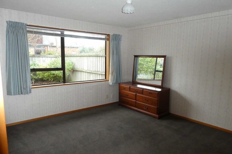 Photo of property in 2/32 Hanrahan Street, Upper Riccarton, Christchurch, 8041
