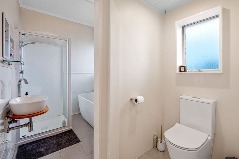 Photo of property in 37 Puketai Street, Andersons Bay, Dunedin, 9013