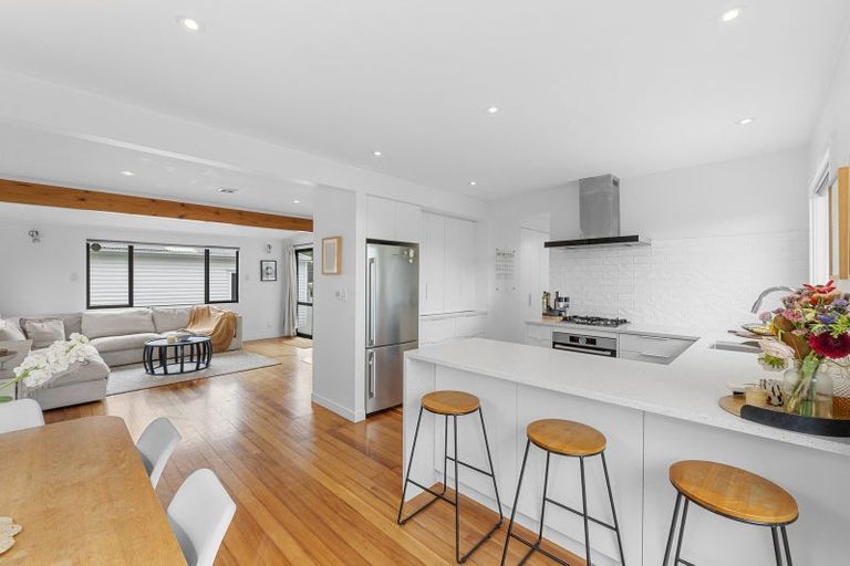 Photo of property in 70 Mcentee Road, Waitakere, Auckland, 0816