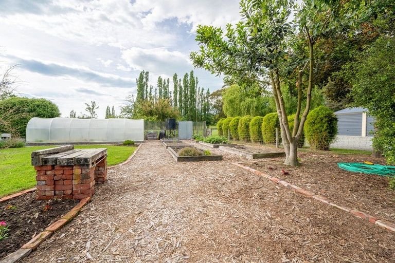 Photo of property in 693 Pleasant Point Highway, Levels, Timaru, 7975