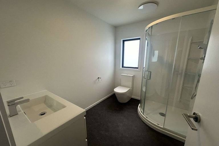 Photo of property in 7/104 Martin Street, Wallaceville, Upper Hutt, 5018