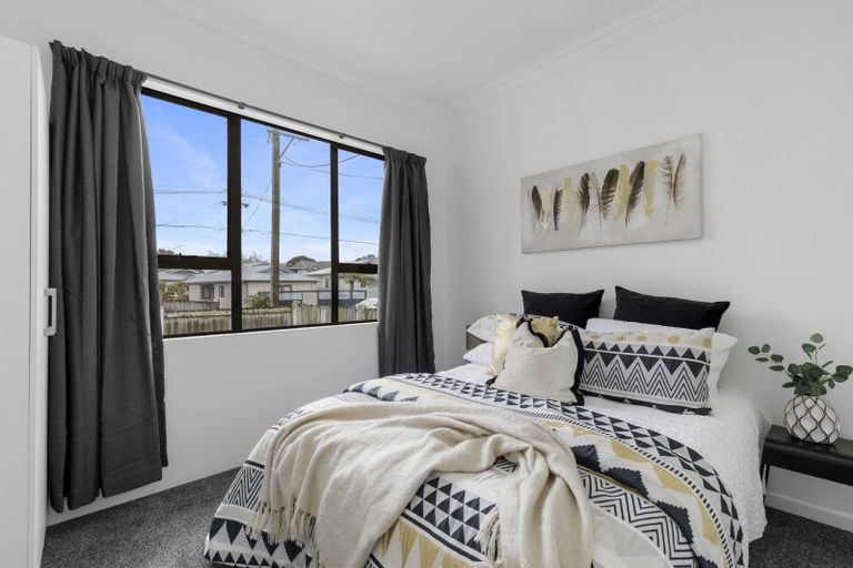 Photo of property in 79 Randwick Crescent, Moera, Lower Hutt, 5010