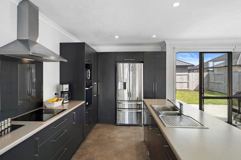 Photo of property in 38 Piata Street, Papamoa Beach, Papamoa, 3118