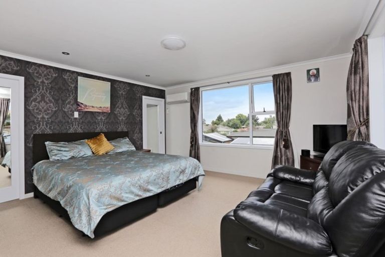 Photo of property in 37 Elliott Crescent, Havelock North, 4130