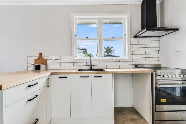 Photo of property in 5 Cricket Place, Melville, Hamilton, 3206