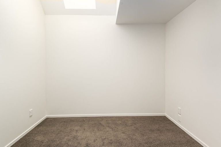 Photo of property in Amuri Park Apartments, 9/280 Bealey Avenue, Christchurch Central, Christchurch, 8013