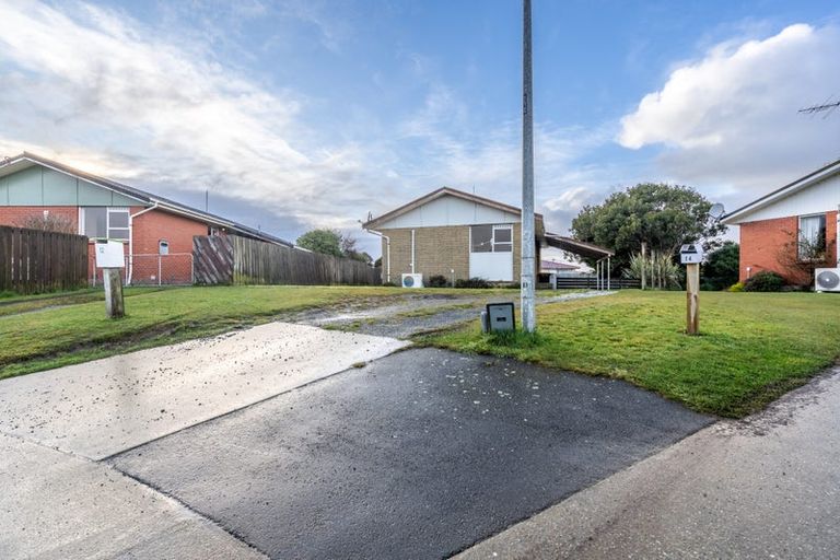 Photo of property in 12 Argyle Street, Kew, Invercargill, 9812