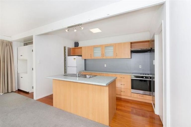 Photo of property in 1/46 Thatcher Street, Mission Bay, Auckland, 1071