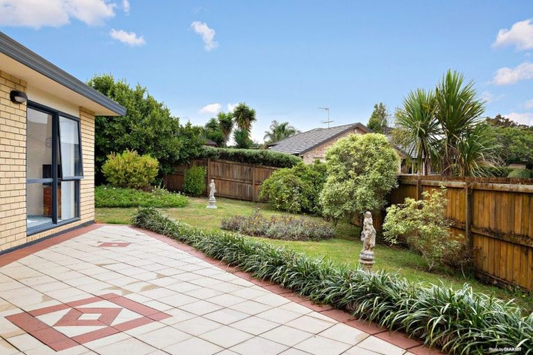 Photo of property in 15 Avonbrook Lane, Pukekohe, 2120