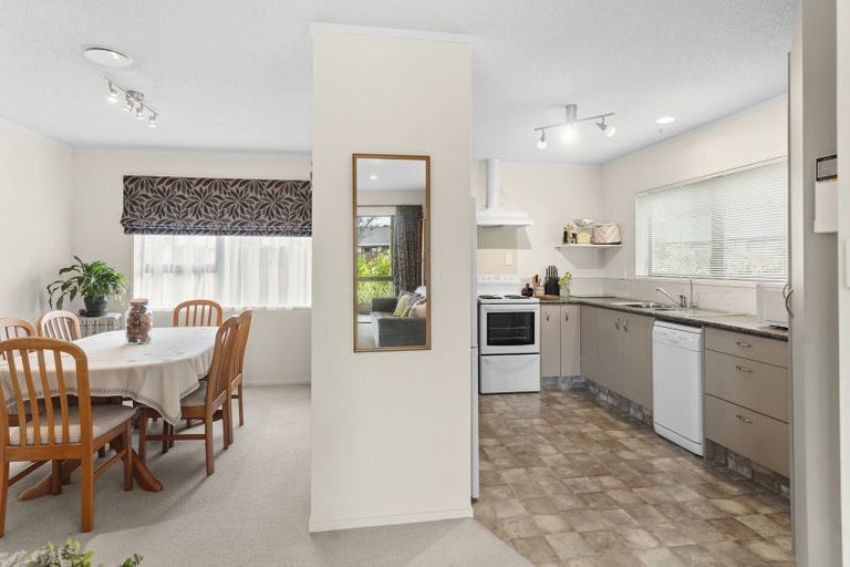 Photo of property in 12 Conrad Place, Leamington, Cambridge, 3432