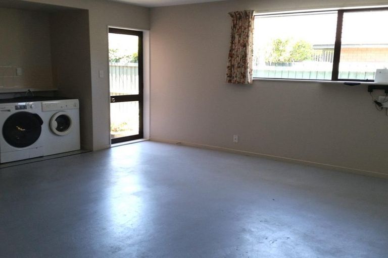 Photo of property in 37a Cardigan Bay Place, Addington, Christchurch, 8024