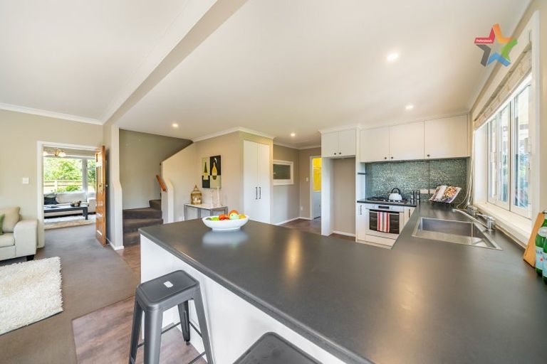 Photo of property in 51 Pohutukawa Street, Woburn, Lower Hutt, 5010