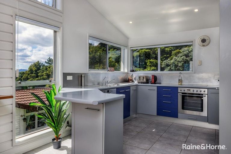 Photo of property in 18 Franklin Street, Opua, 0200