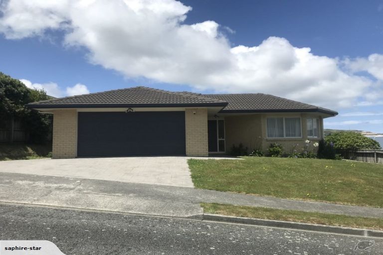 Photo of property in 3 Pikitanga Close, Tawa, Wellington, 5028