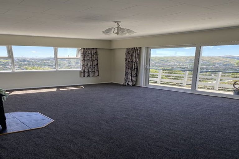 Photo of property in 7 Carluke Street, Paparangi, Wellington, 6037