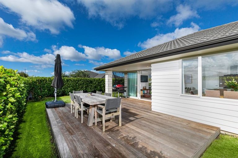 Photo of property in 3 Turpin Road, Riverhead, 0820