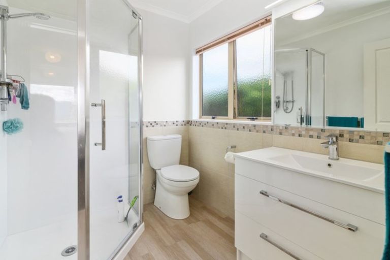 Photo of property in 24 Carter Drive, Pomare, Rotorua, 3015