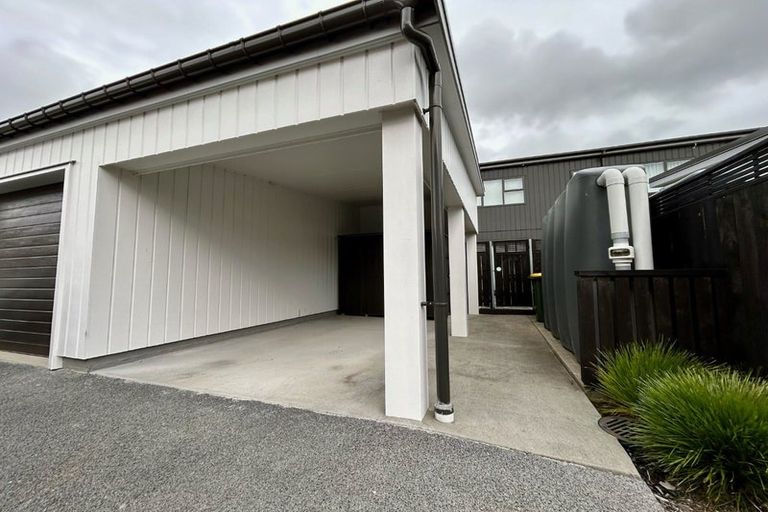 Photo of property in 74 Manarini Road, Westgate, Auckland, 0614