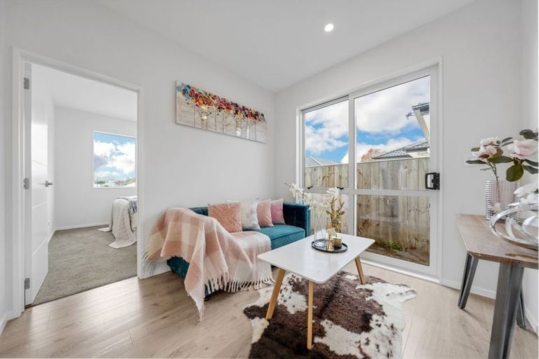 Photo of property in 27 Pipi Crescent, Tuakau, 2121