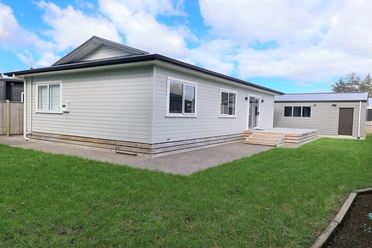 Photo of property in 4 Manatu Lane, Inglewood, 4330